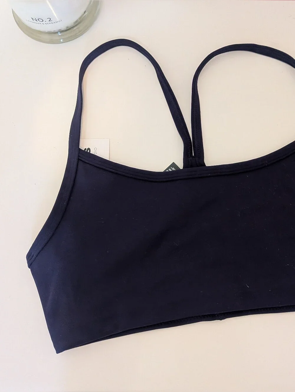 Vuori All The Feels Sports bra Nwt - Picture 2 of 5
